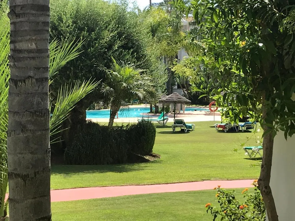 Apartment Costalita, Direct Beach Access, Ground Floor, Salt Water Pool Estepona